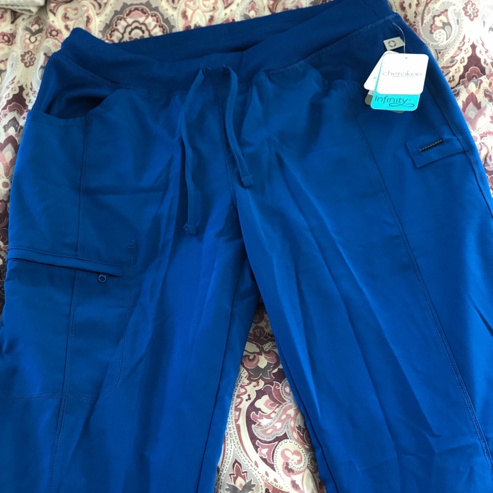 Cherokee Infinity Scrubs